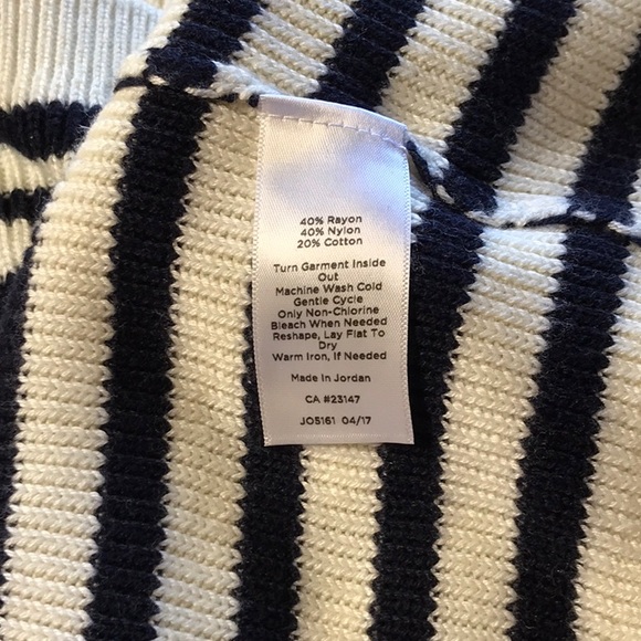 Talbots ladies sweater, Medium petite - Picture 4 of 4